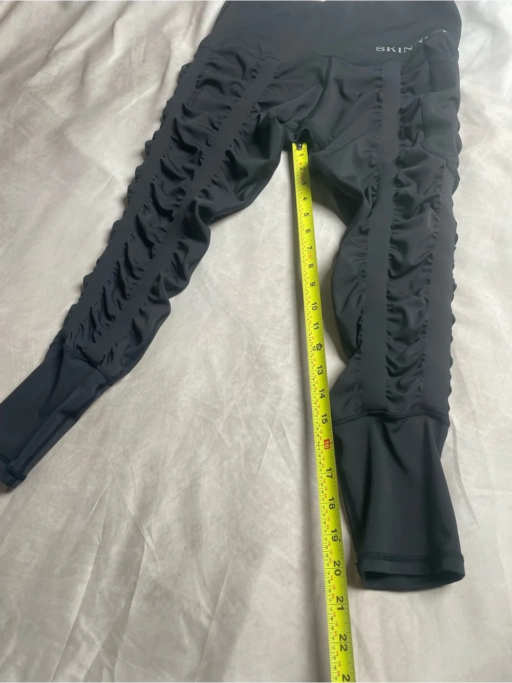 SKINNIFY Black Ruched High-Waist Skinny Pants